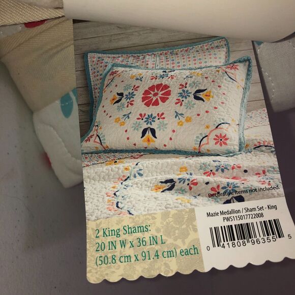 The Pioneer Woman Mazie Medallion King Sham Set 2 Pillow Shams NEW - Picture 2 of 4